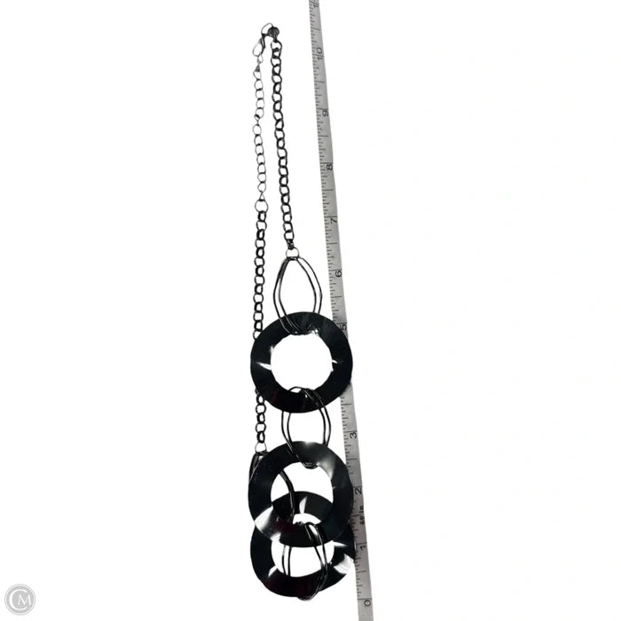 Necklace Choker & Collar