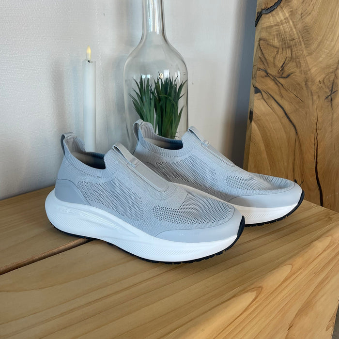 Oivio Fit THE FUNDAMENTAL – Grå slip-on arbetssko med maximal komfort & halkfri sula