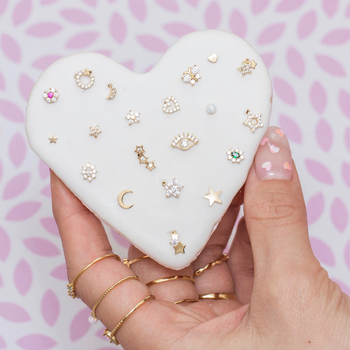 14k Solid Gold Cutout Heart Stud Earrings