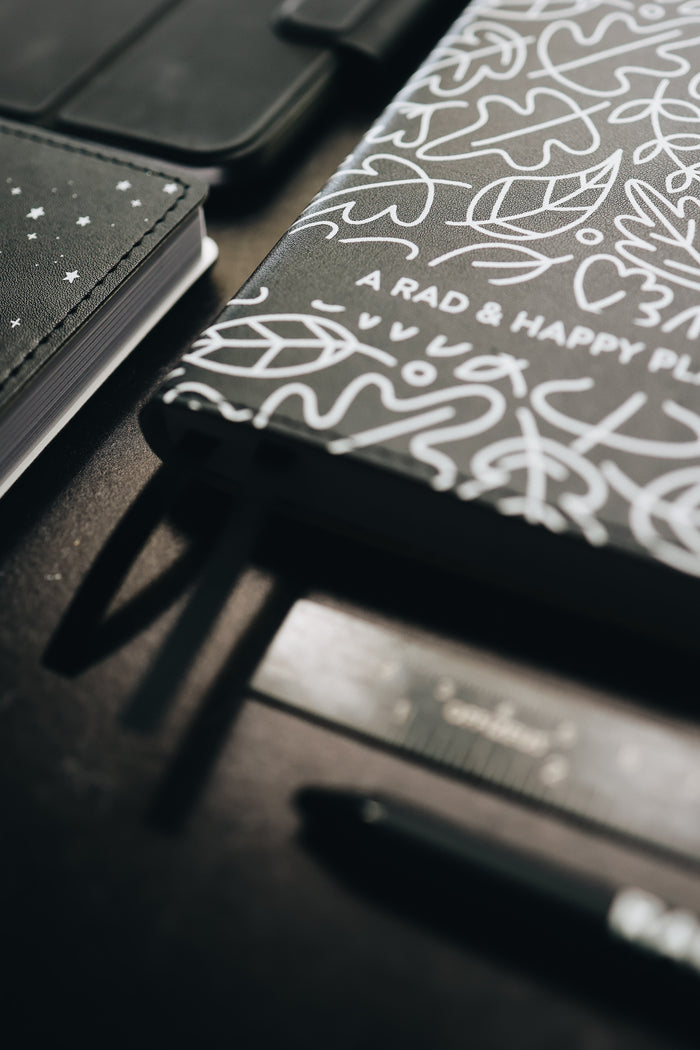 5x8 Undated Planner - Leaves Edition