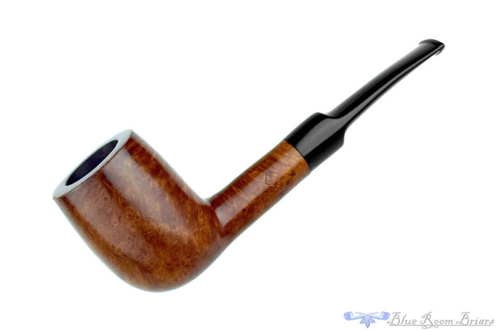 Blue Room Briars is proud to present this BBB Billiard Estate Pipe with Replacement Stem