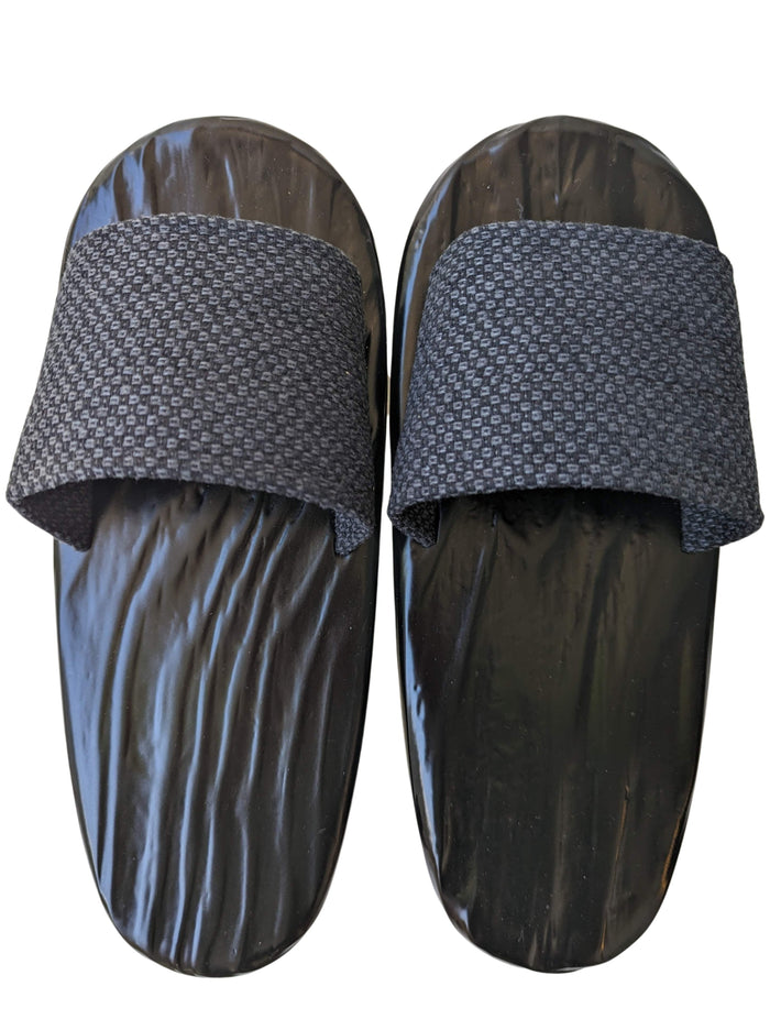 Black Wood painted GETA Slippers [Outdoor / Indoor] - Heiwa Slipper