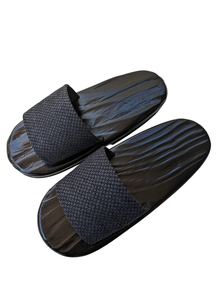 Black Wood painted GETA Slippers [Outdoor / Indoor] - Heiwa Slipper