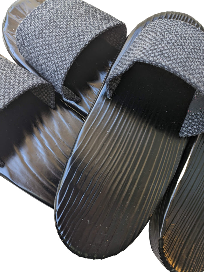 Black Wood painted GETA Slippers [Outdoor / Indoor] - Heiwa Slipper