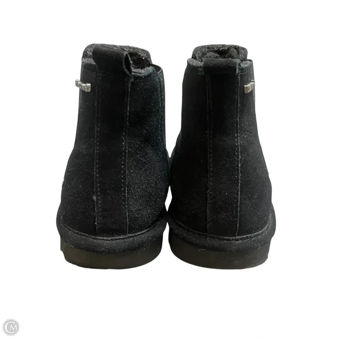Boots Ankle Flats By Bearpaw In Black, Size: 6