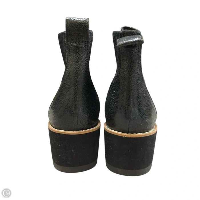 Boots Ankle Flats By Eileen Fisher In Black, Size: 6.5
