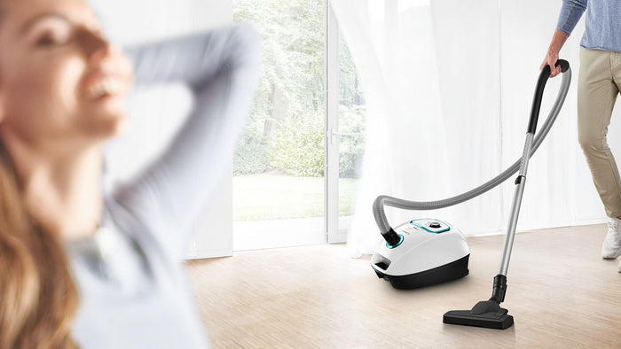 Bosch ProHygienic Bagged Vacuum Cleaner | BGBS4HYGGB