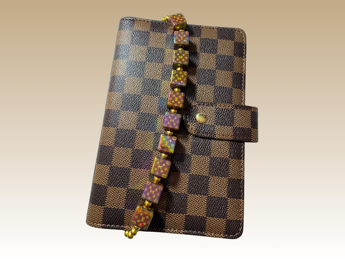 Brown iridescent | Binder Chain Charm | Fits A6 Binders