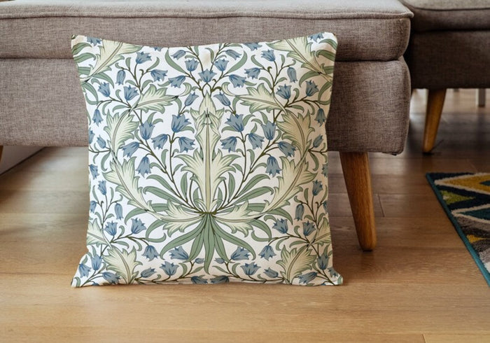 Chantilly Outdoor Pillows William Morris Bluebell