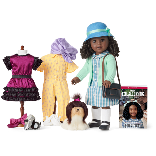 Claudie’s™ Performance & PJs Gift Set (Historical Characters)