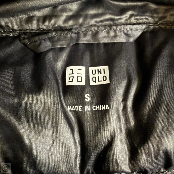Coat Puffer & Quilted By Uniqlo In Black, Size: S