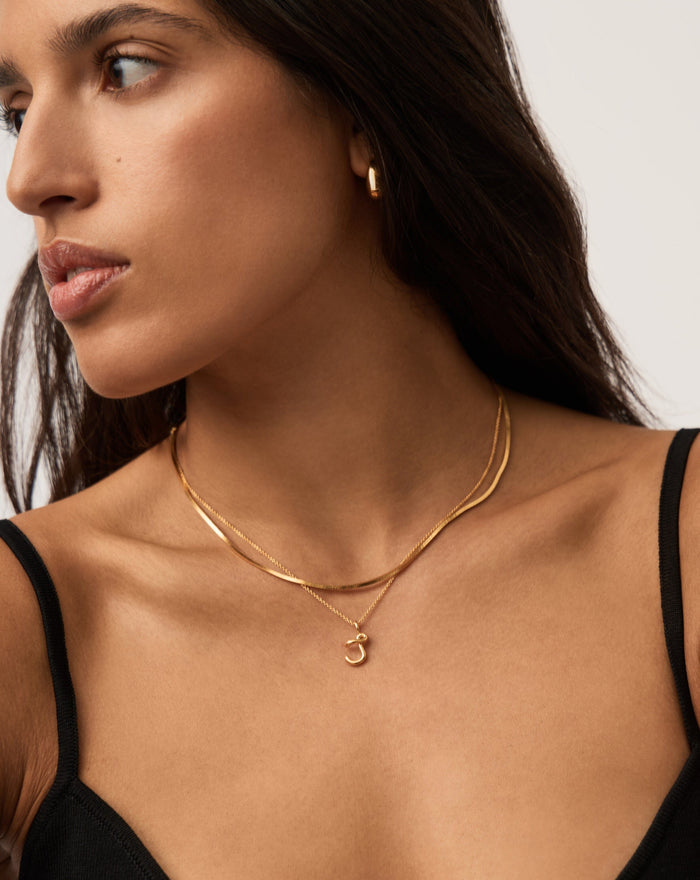 Curly Molten Mini Initial Necklace - J | 18k Gold Vermeil Necklaces Missoma