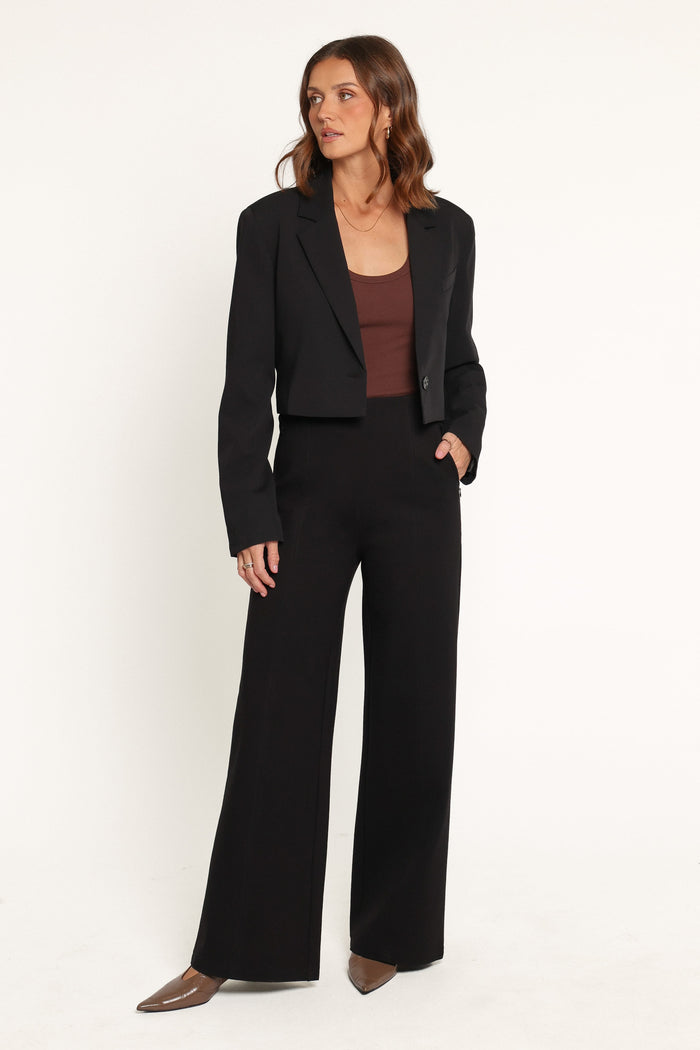 OUTERWEAR Drapey Cropped Single Button Blazer - Black