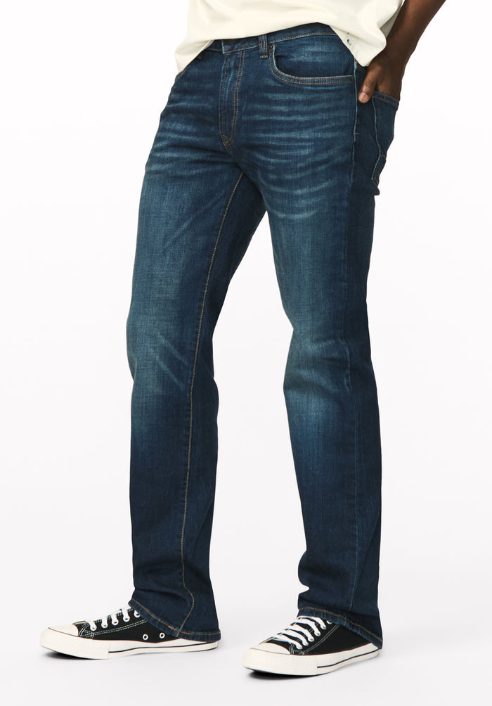 Driven Men's Relaxed Straight Jeans, Dark Blue Sanded- BM22640
