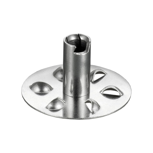 Die ESGE-Zauberstab Quirlscheibe von ESGE Zauberstab ist eine Metallscheibe mit einem zentralen zylindrischen Rohr und vier gleichmäßig verteilten tropfenförmigen Aussparungen um ihre Basis.