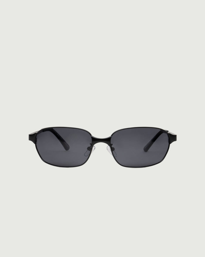 Charcoal Polarized::Hunter Sunglasses rectangle Black metal front