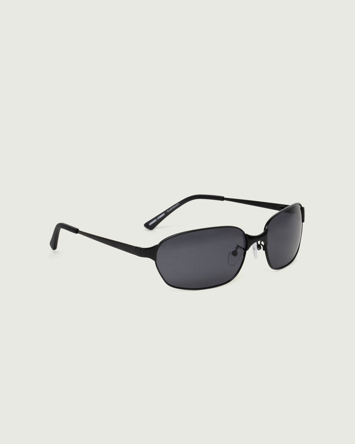 Charcoal Polarized::Hunter Sunglasses rectangle Black metal front diagonal
