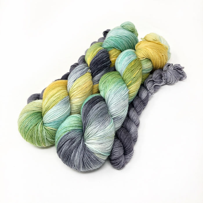 Kiwi Sour - sock yarn with mini - wholesale