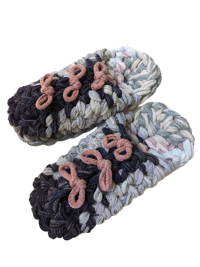 Large | Knit up-cycle slippers 2023-L17 [Large] - Heiwa Slipper