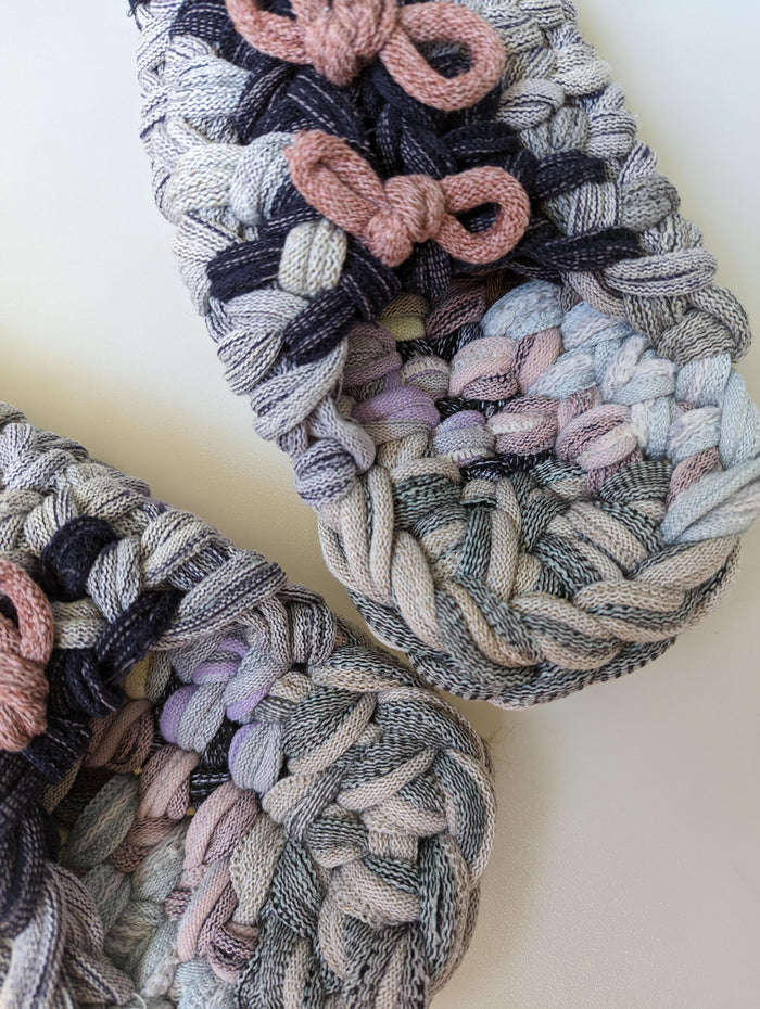 Large | Knit up-cycle slippers 2023-L17 [Large] - Heiwa Slipper