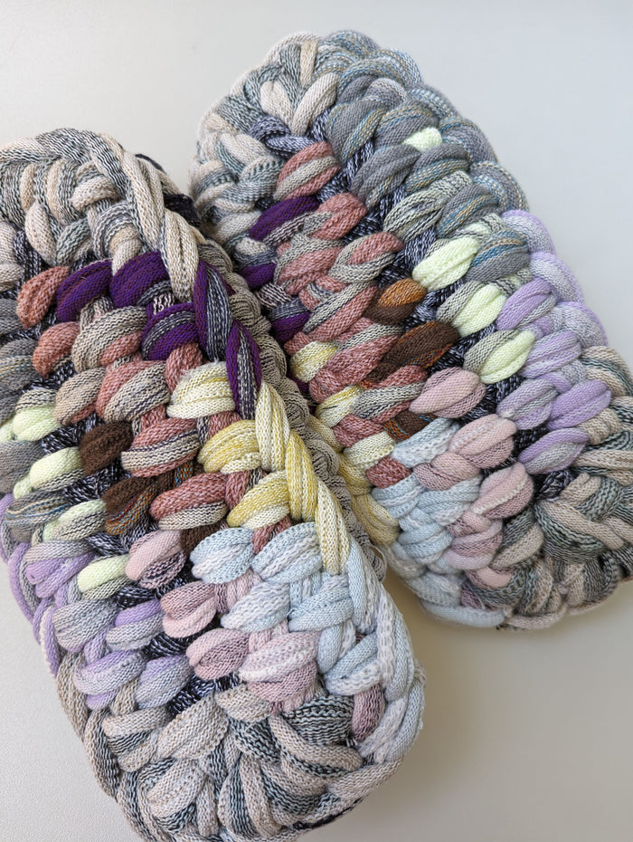 Large | Knit up-cycle slippers 2023-L17 [Large] - Heiwa Slipper
