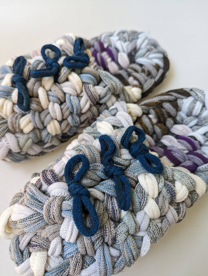 Large | Knit up-cycle slippers 2023-L18 [Large] - Heiwa Slipper