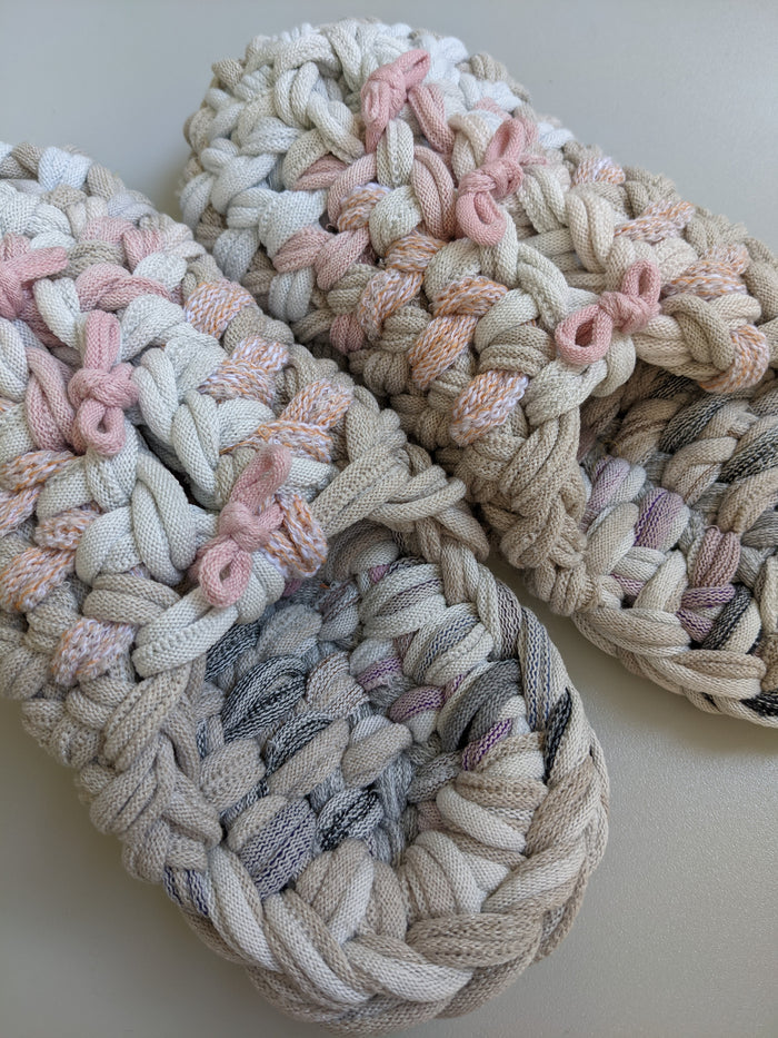 Large | Knit upcycle slippers 2021-L27 [Large] - Heiwa Slipper