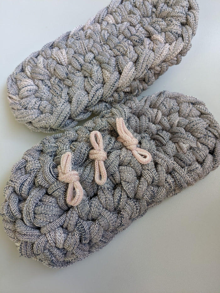Large | Knit upcycle slippers 2021-L31 [Large] - Heiwa Slipper