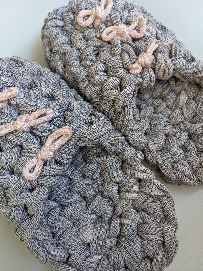 Large | Knit upcycle slippers 2021-L31 [Large] - Heiwa Slipper