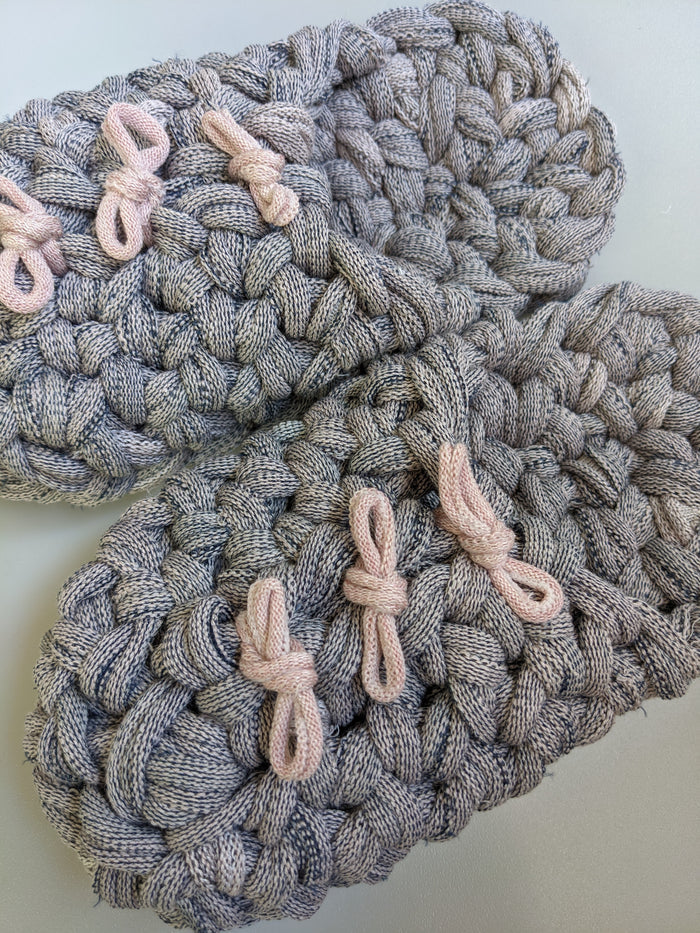 Large | Knit upcycle slippers 2021-L31 [Large] - Heiwa Slipper