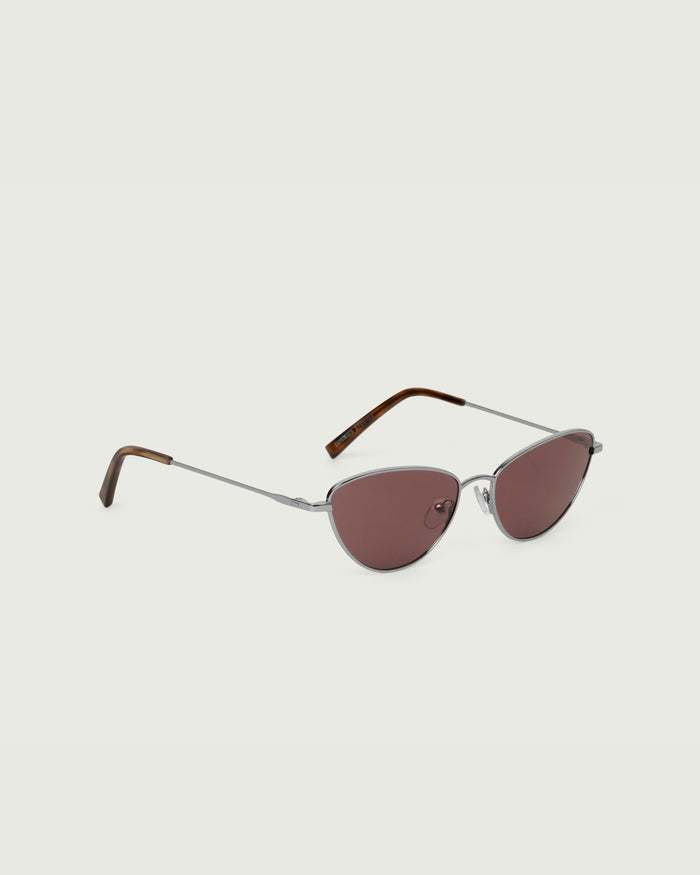 Silver::Lou Sunglasses cateye Silver metal front diagonal