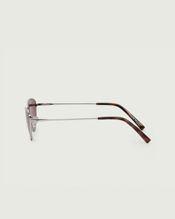 Silver::Lou Sunglasses cateye Silver metal side