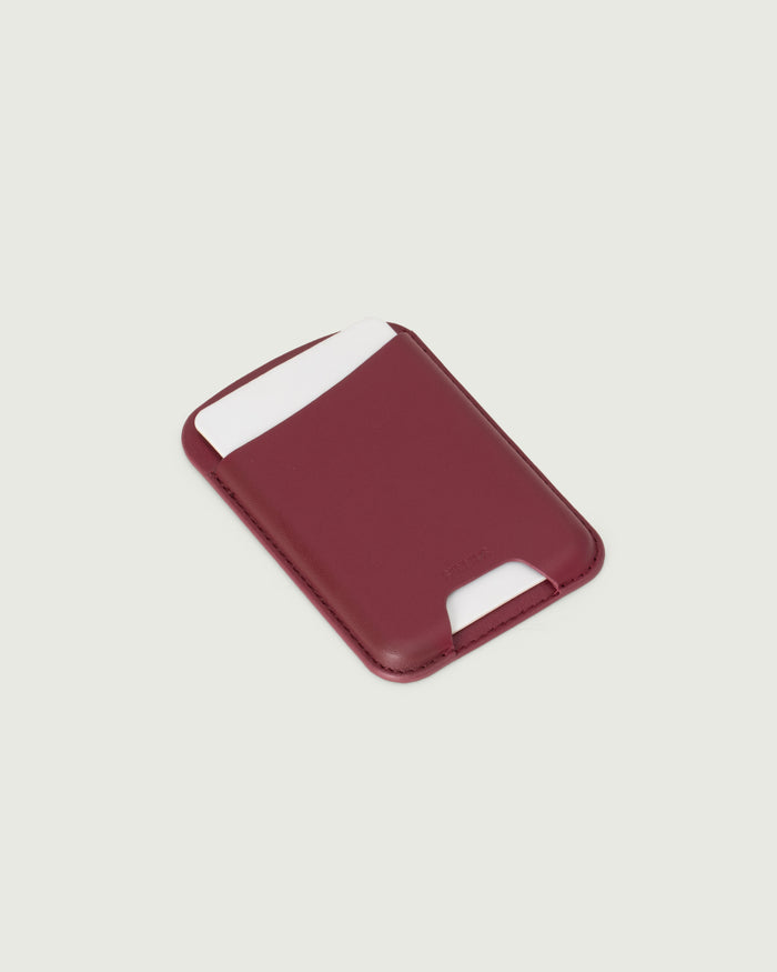 Beet::MagSafe Wallet  purple  front diagonal