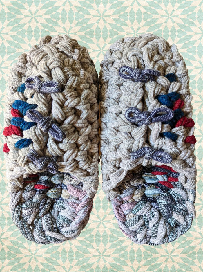 Medium | Knit up-cycle slippers 2023-M07 [Medium] - Heiwa Slipper