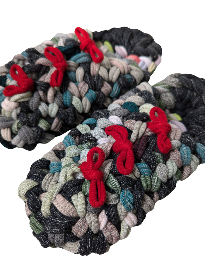 Medium | Knit up-cycle slippers 2024-M116 [Medium] - Heiwa Slipper