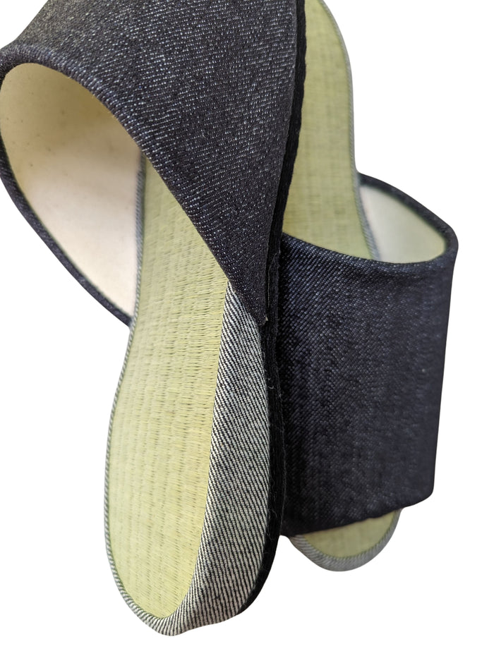Open-toe TATAMI Denim Slippers A-Type [Black Wool Felt Sole] / Simple [Denim Hiroshima]