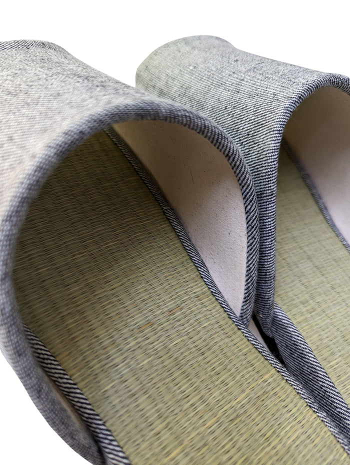 Open-toe TATAMI Denim Slippers B-Type [Black Wool Felt Sole] / Simple [Denim Hiroshima]