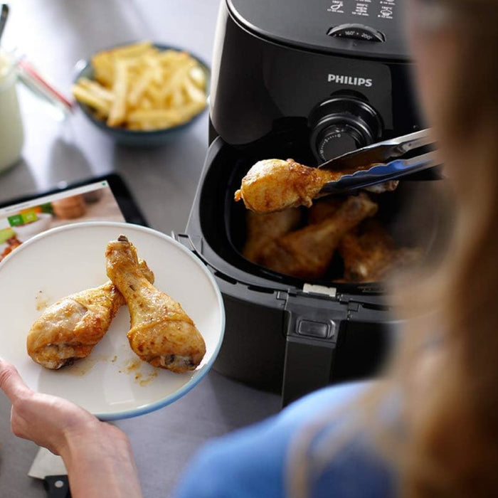 PHILIPS Airfryer with Turbostar Technology - Refurbished with Manufacturer warranty - HD9621