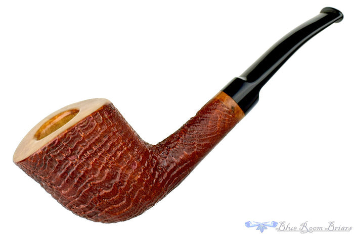Blue Room Briars is proud to present this RC Sands Pipe 1/8 Bent Ring Blast Dublin with Smooth Rim