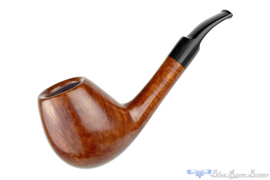 Blue Room Briars is proud to present this RC Sands Pipe Bent Egg