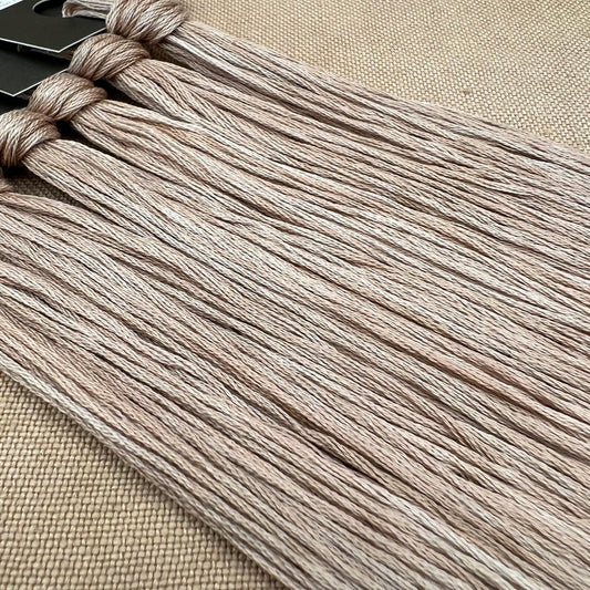 Roxy Floss Collection 8yd Cobblestone