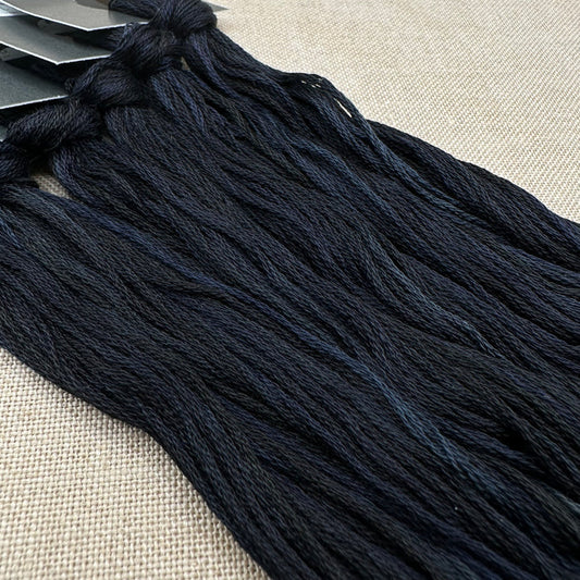 Roxy Floss Collection 8yd Licorice Stick