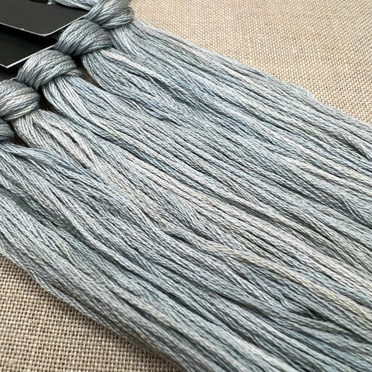 Roxy Floss Collection 8yd Pewter