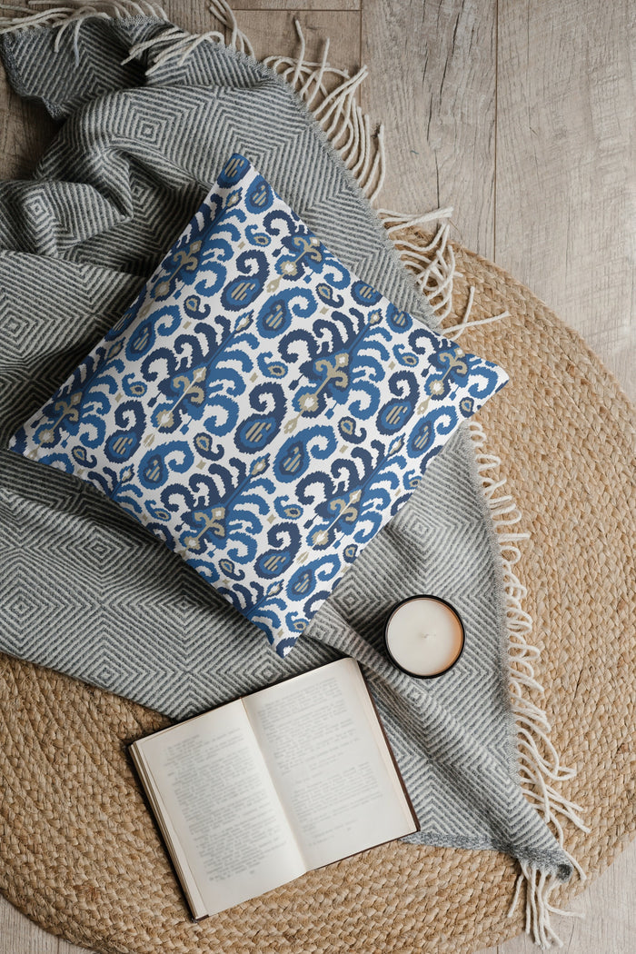 Sagrada Outdoor Pillows Blue & White