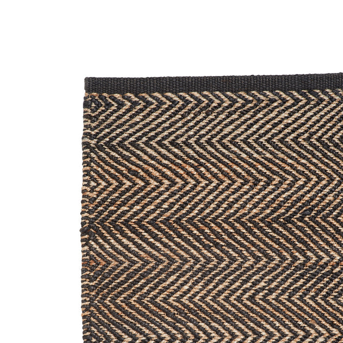 Armadillo Serengeti Rug Charcoal and Natural Herringbone Detail