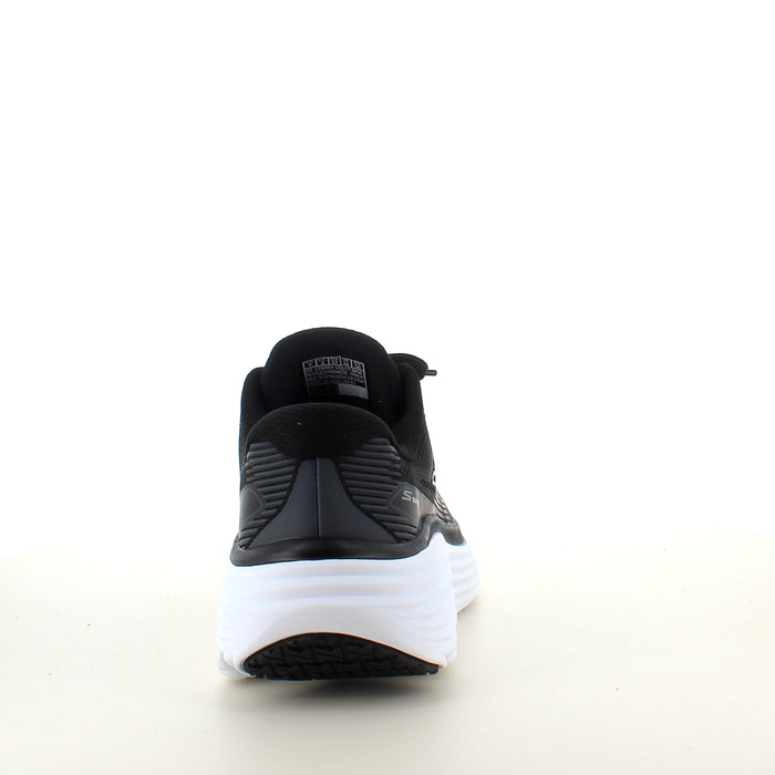 Skechers Max Cushioning Svart slip-on sneaker med stötdämpning