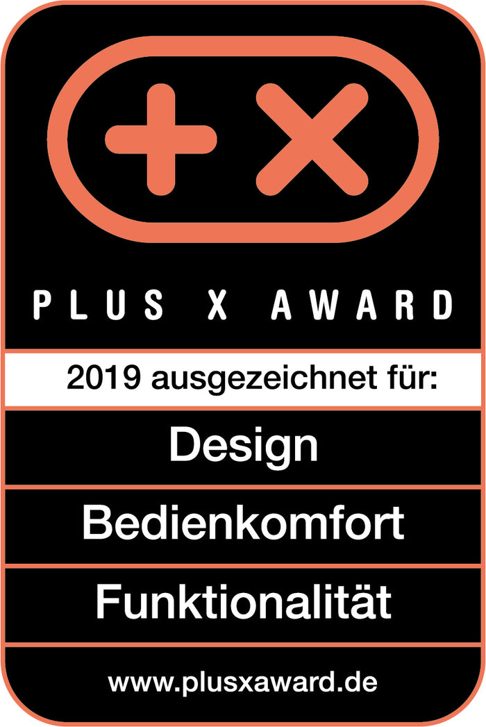Das Plus X Award Logo mit Plus- und X-Symbol weist darauf hin, dass der Unold STANDVENTILATOR NEBULA 2019 für Design, Bedienkomfort und Funktionalität ausgezeichnet wurde. Mehr Infos unter www.plusxaward.de.