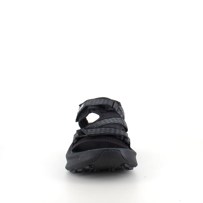 Svart Teva sandal med maximal stötdämpning och säkert grepp