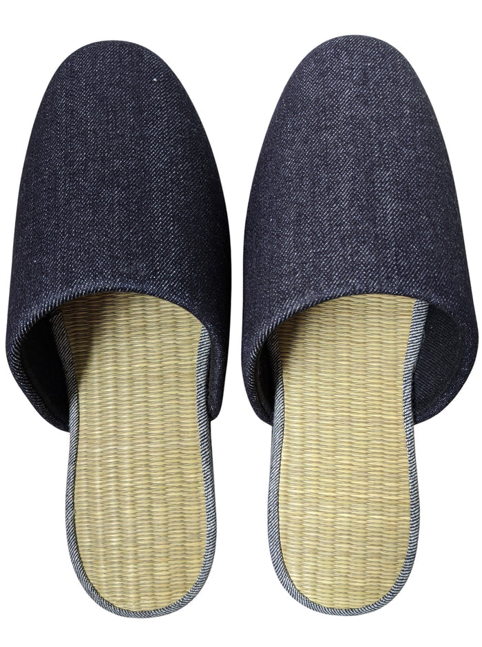 Japanese tatami slippers made with Hiroshima denim and natural igusa mat, handcrafted in Japan.