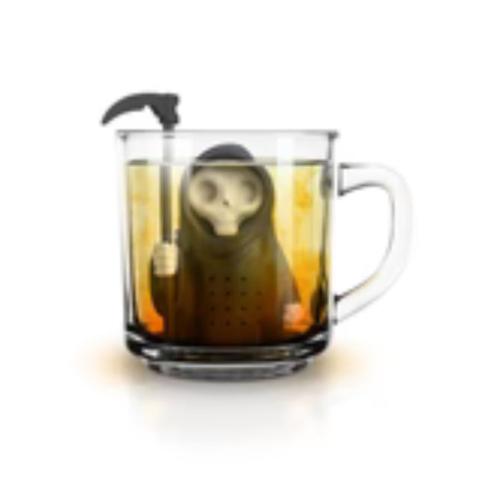grim steeper tea infuser in use